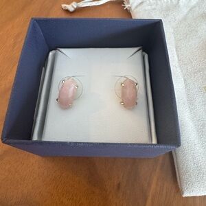 Kendra Scott Rose Quartz and Gold Stud Earrings.